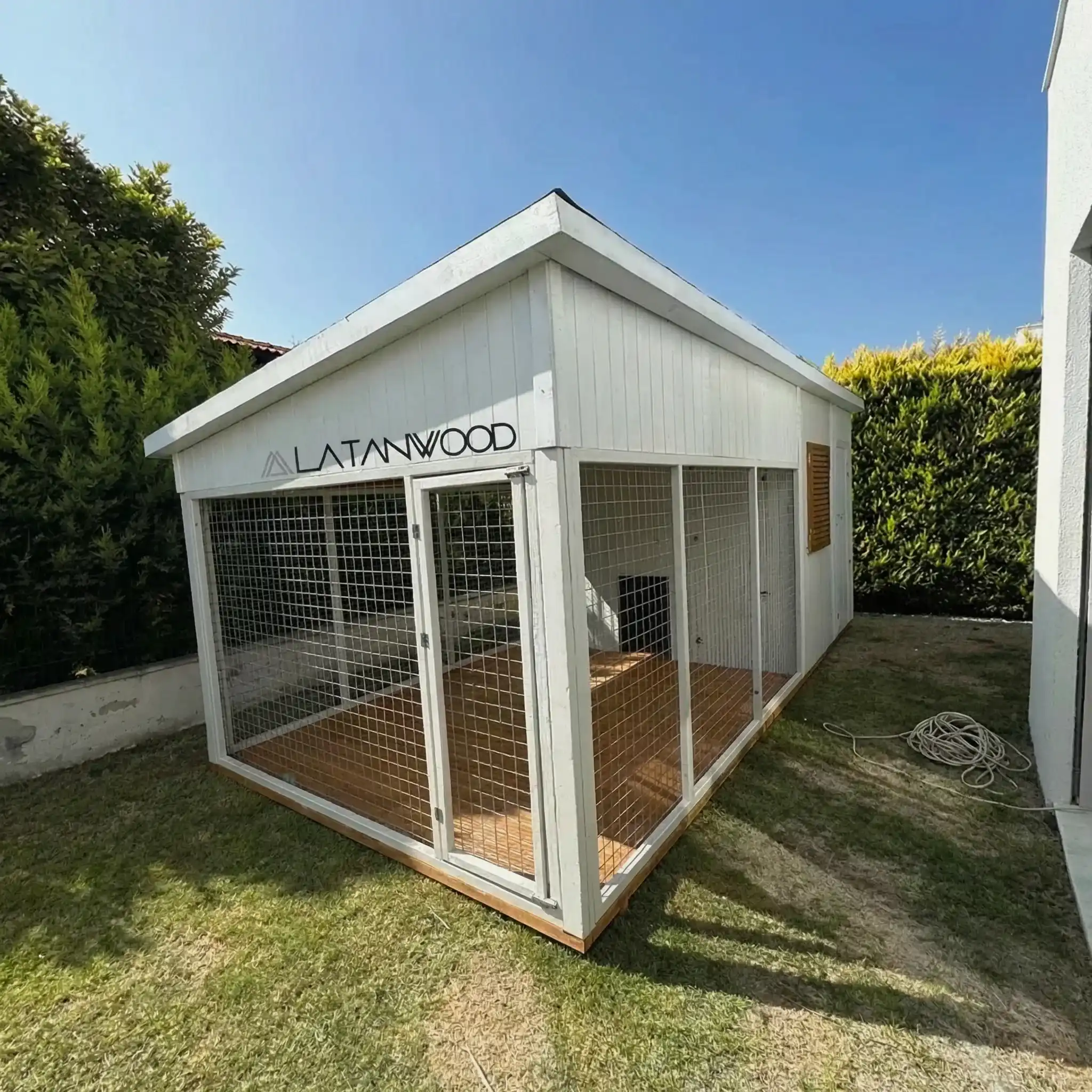 Leia Ahşap Köpek Kulübesi XL