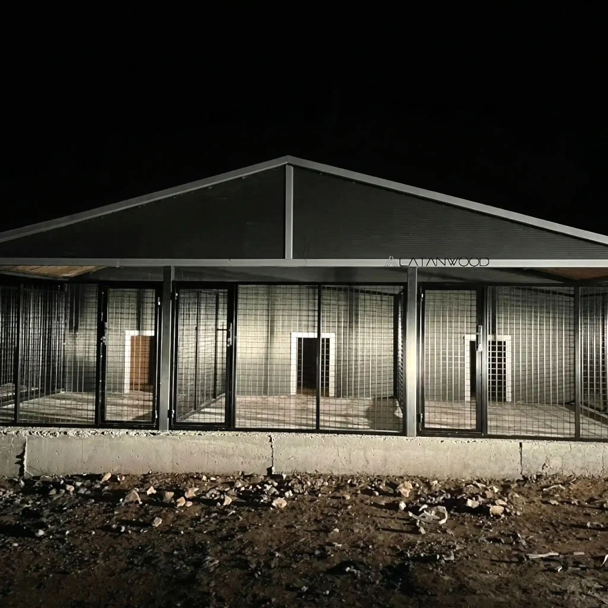 Nick Ahşap Köpek Kulübesi