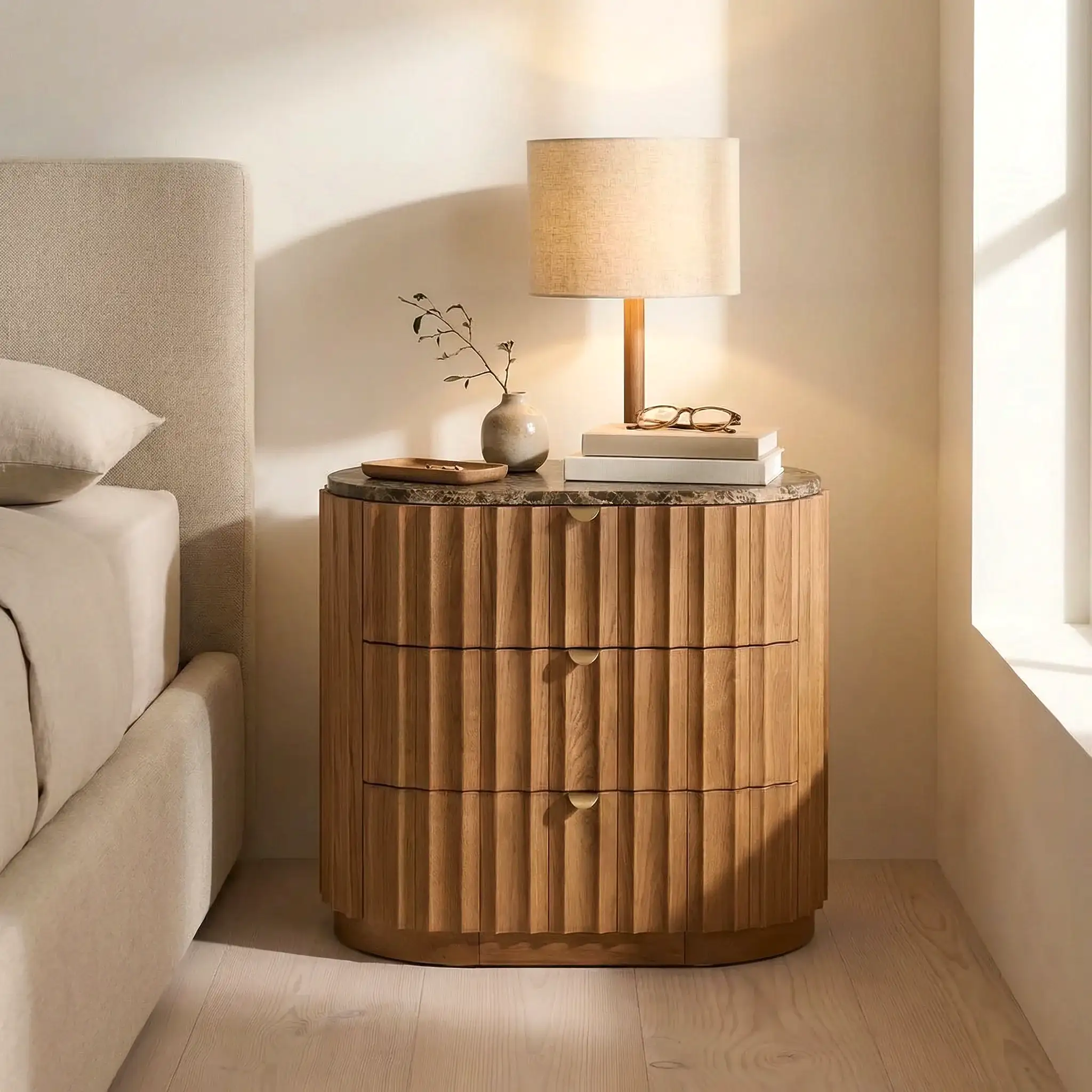 Fuzzy Chest Ahşap Komodin