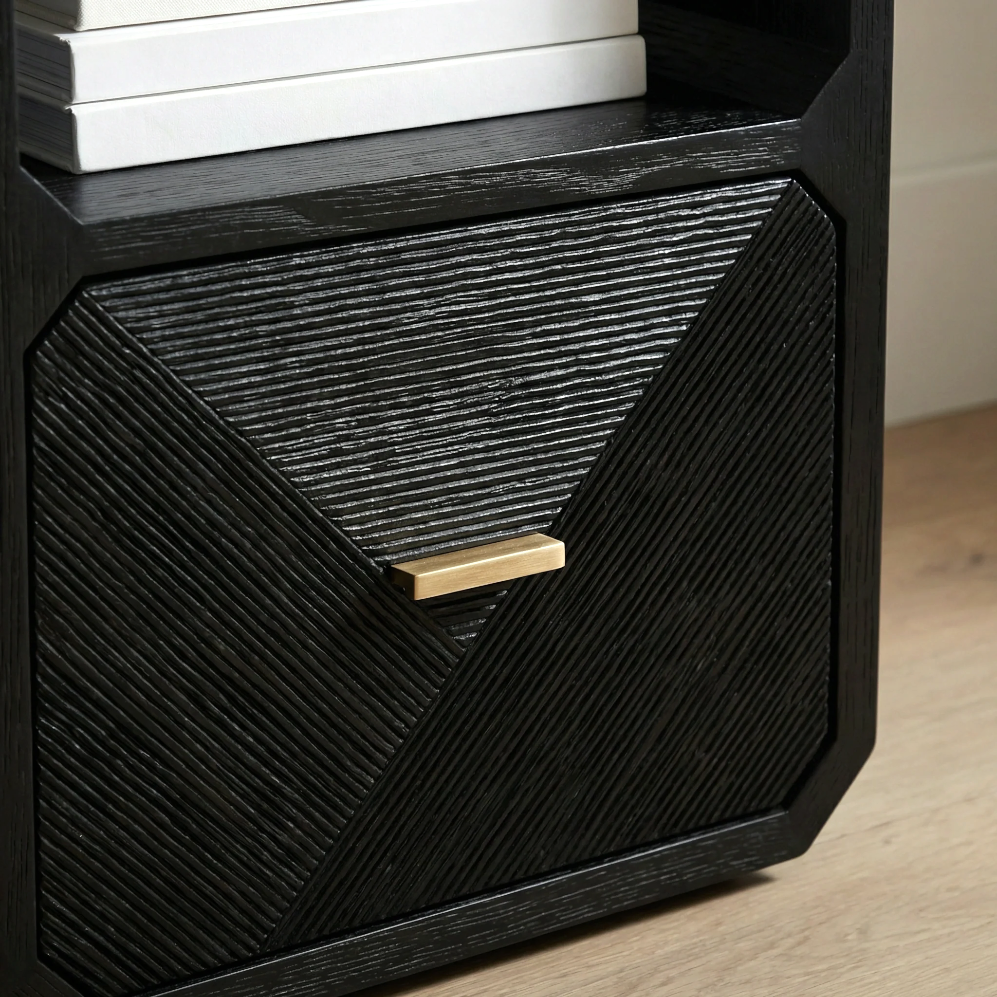 Gabriella Ahşap Komodin